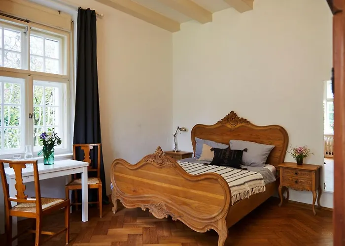 Schloss بيت ضيافة Morlbach