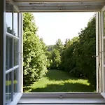 Schloss 3*