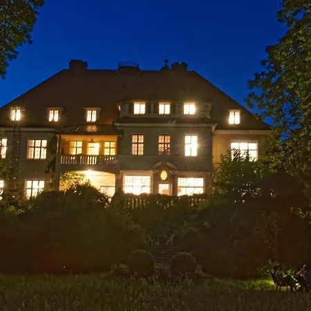 Schloss 招待所