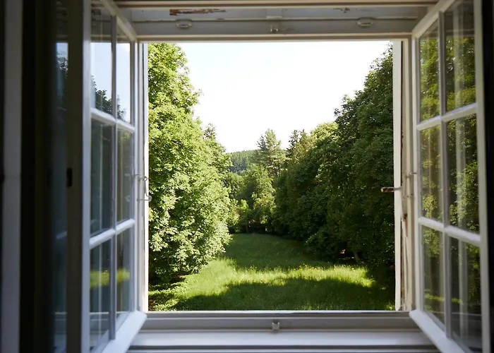 Schloss 3*